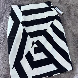 Worthington Black White Geometric Pencil Skirt NWT Size 4